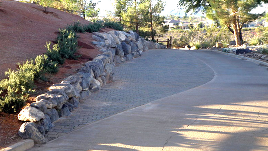 Golf Course Rock Wall Features